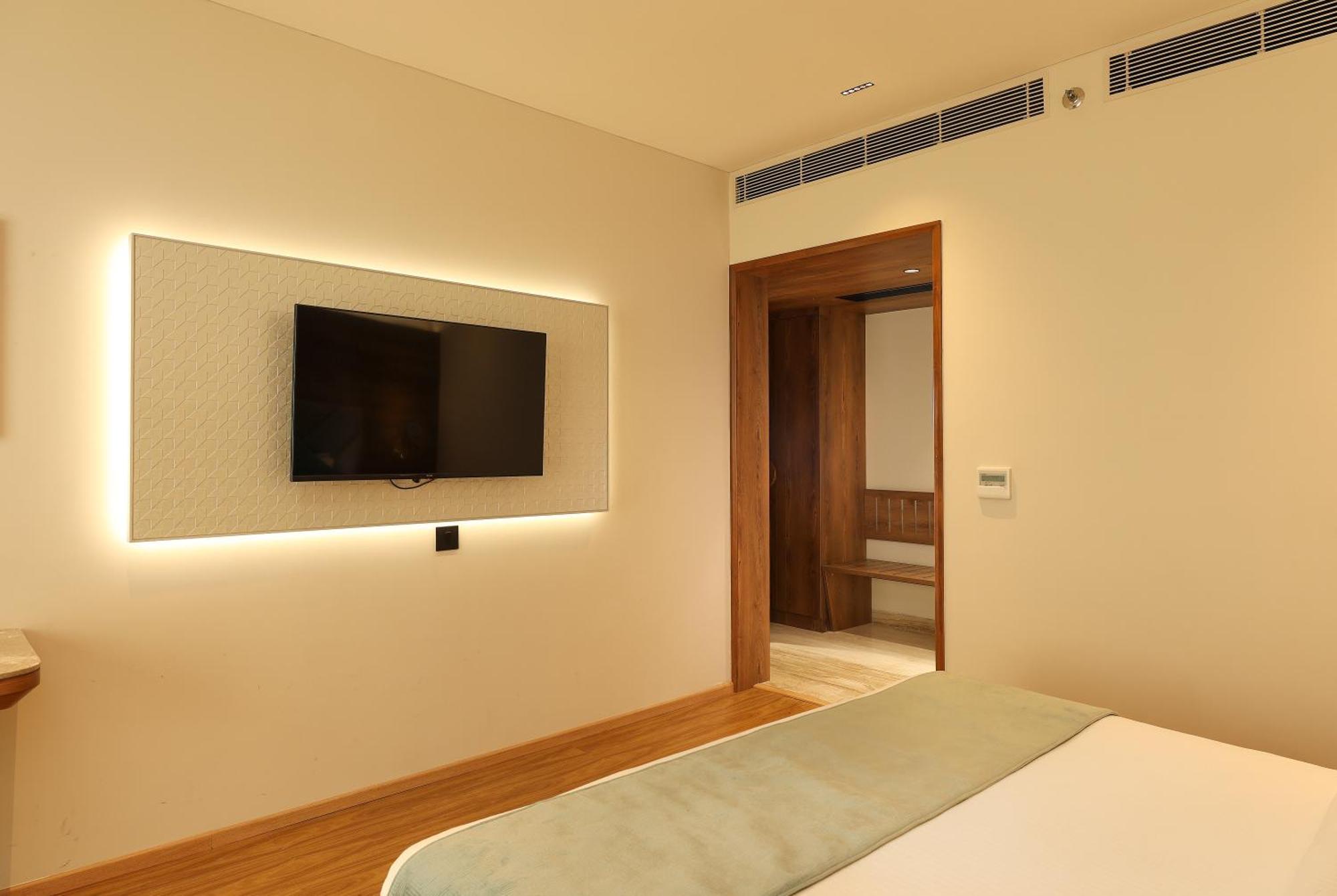 Indus Biznotel Nuova Delhi Esterno foto